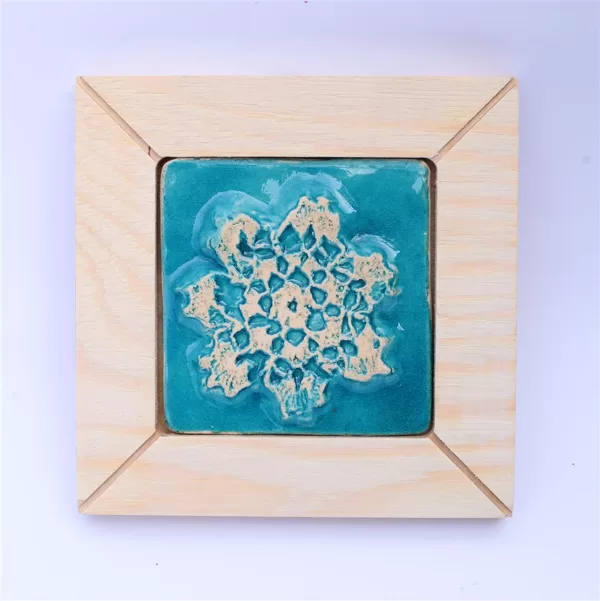 15. 16,5 x 16,5 cm