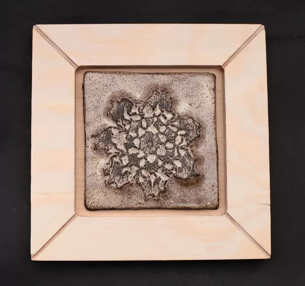 4. 16,5 x 16,5 cm